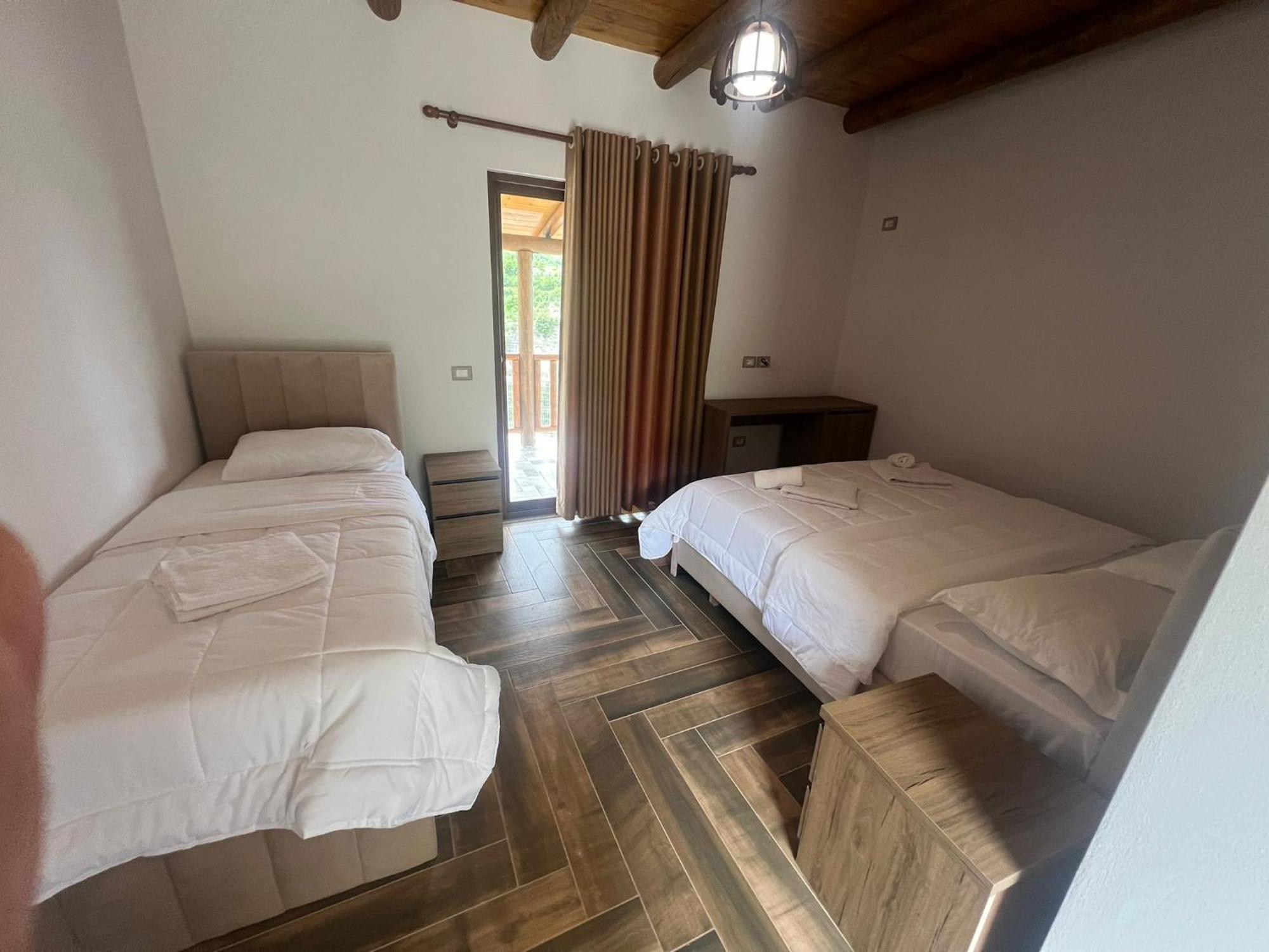 Bracaj Guest house *