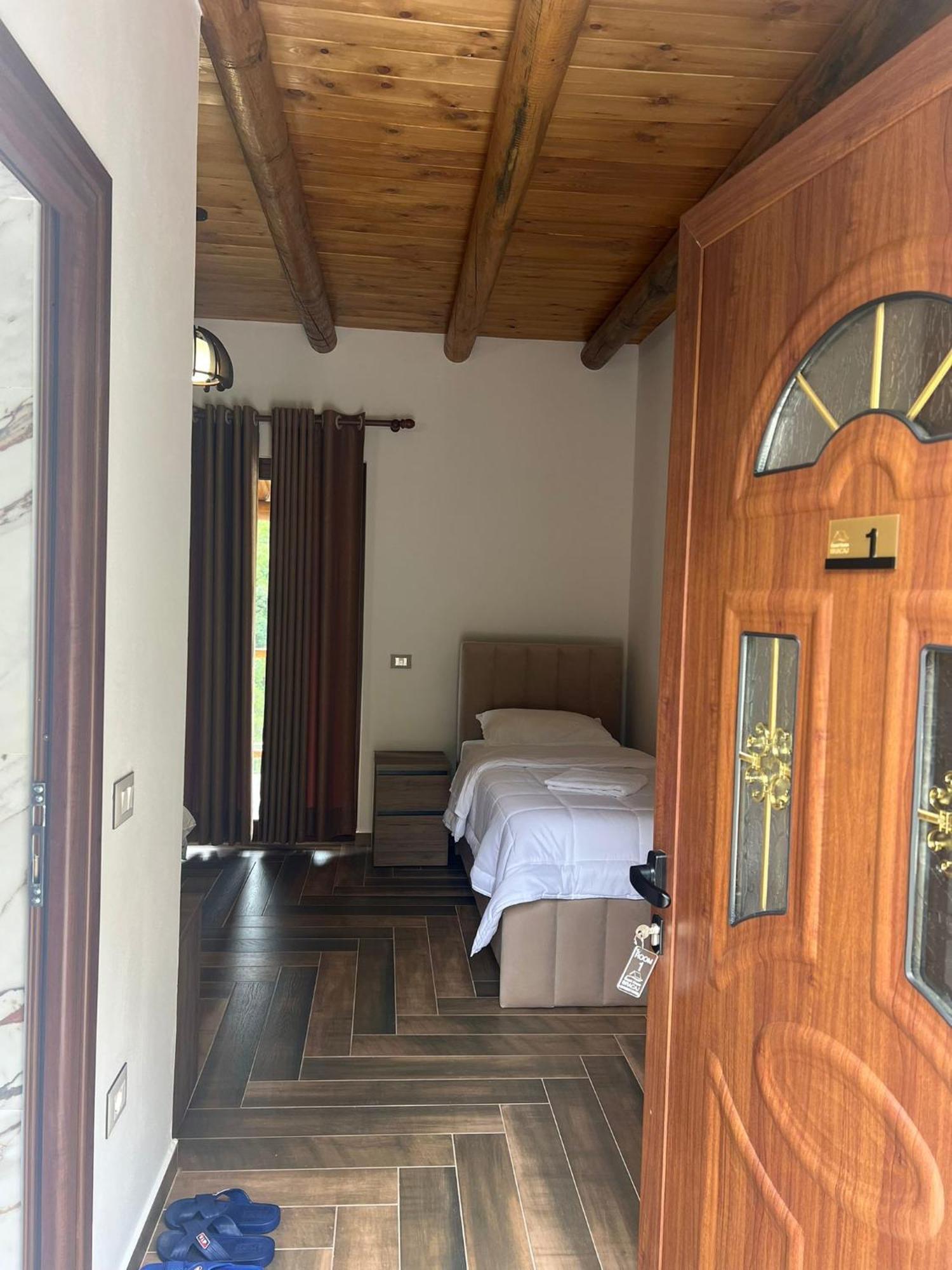 Guest house Bracaj *