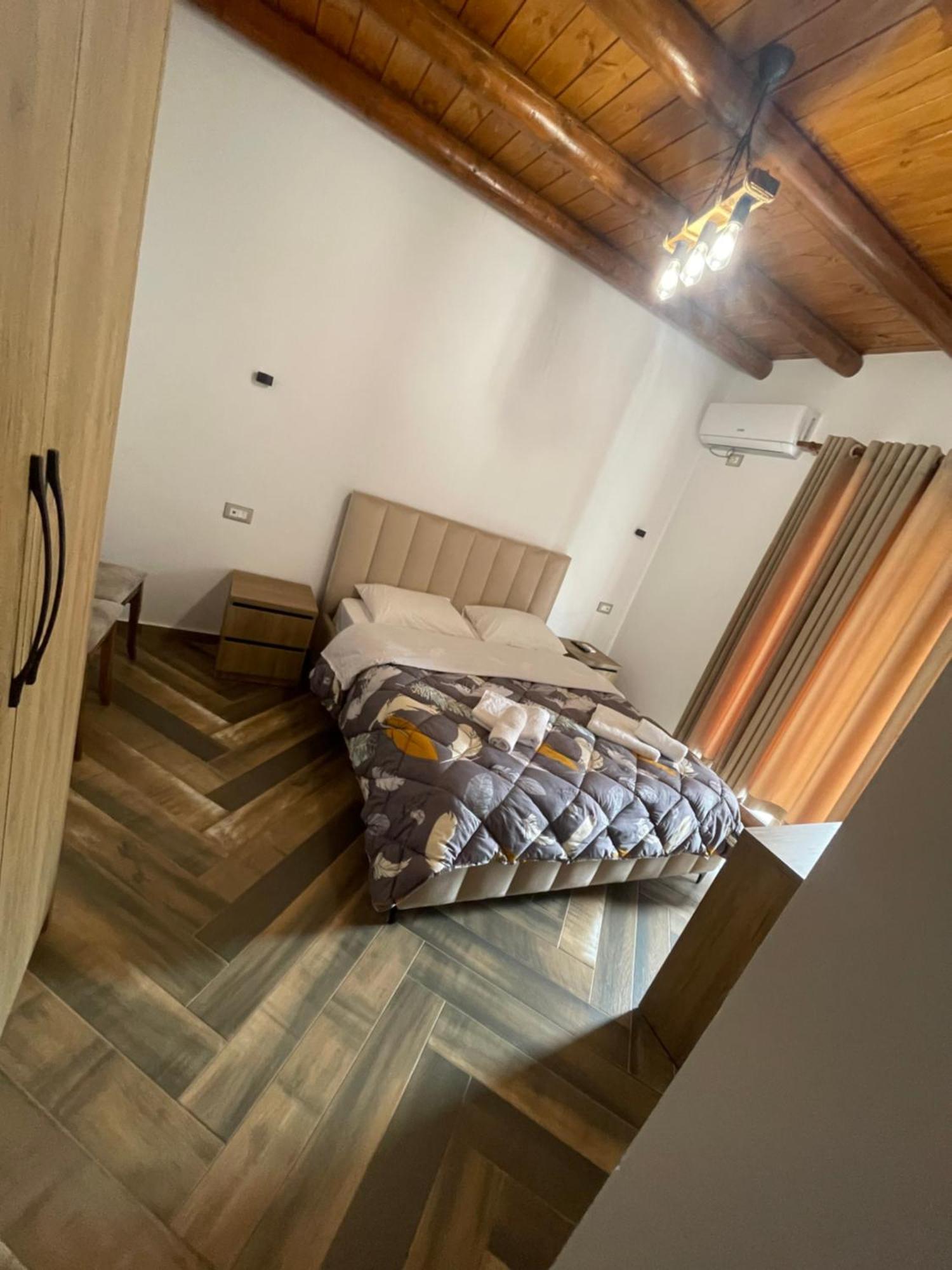 Guest house Bracaj Corovode