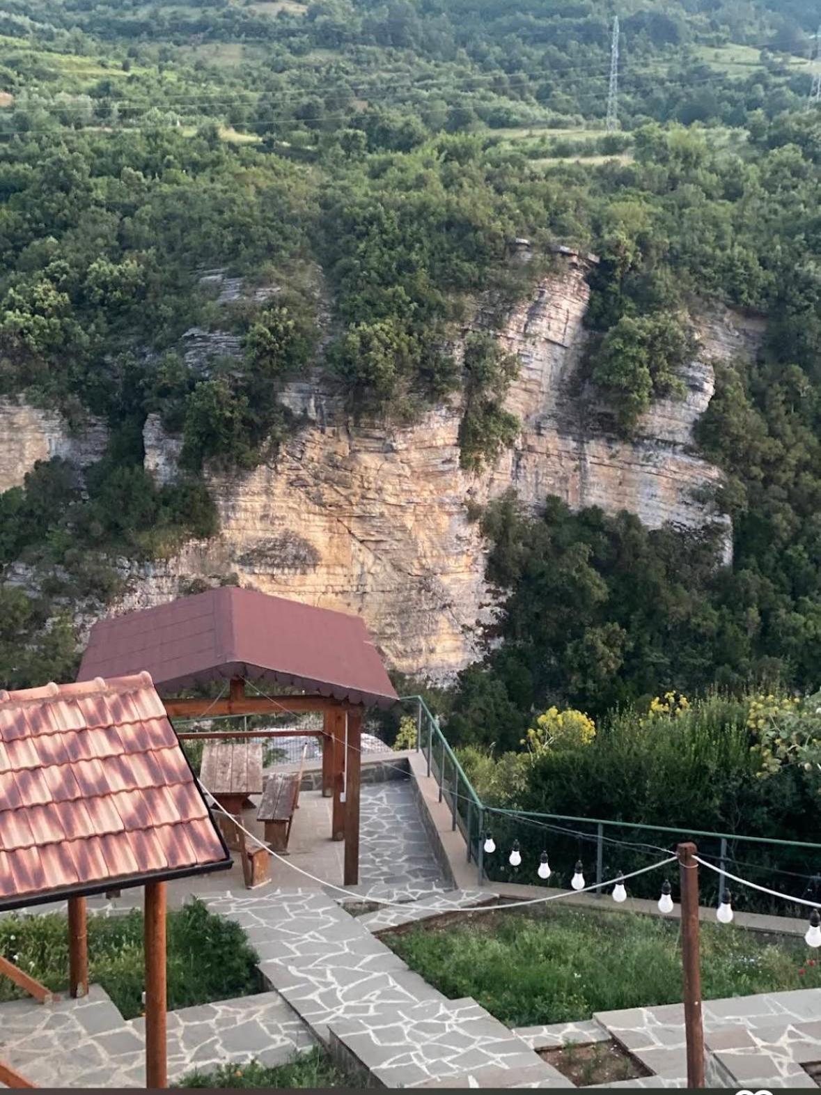 Bracaj Corovode